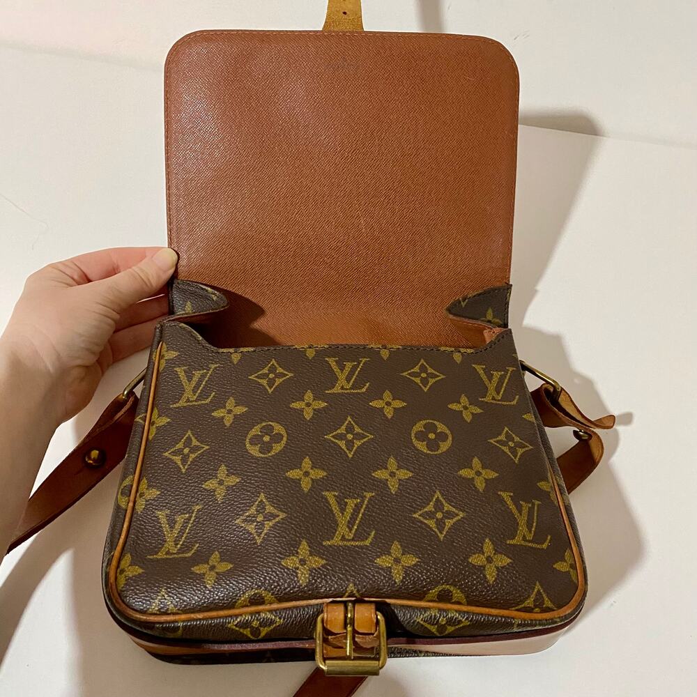 Louis Vuitton Cartouchiere MM Crossbody Bag Monogram Canvas Vintage Purse - Picture 6 of 16